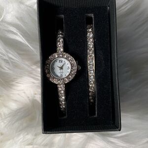 Gift watch set quartz diamonds bracelet